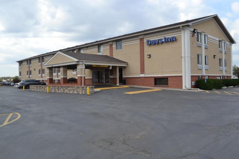 Countryside Inn & Suites Omaha East-Council Bluffs Ia Bagian luar foto