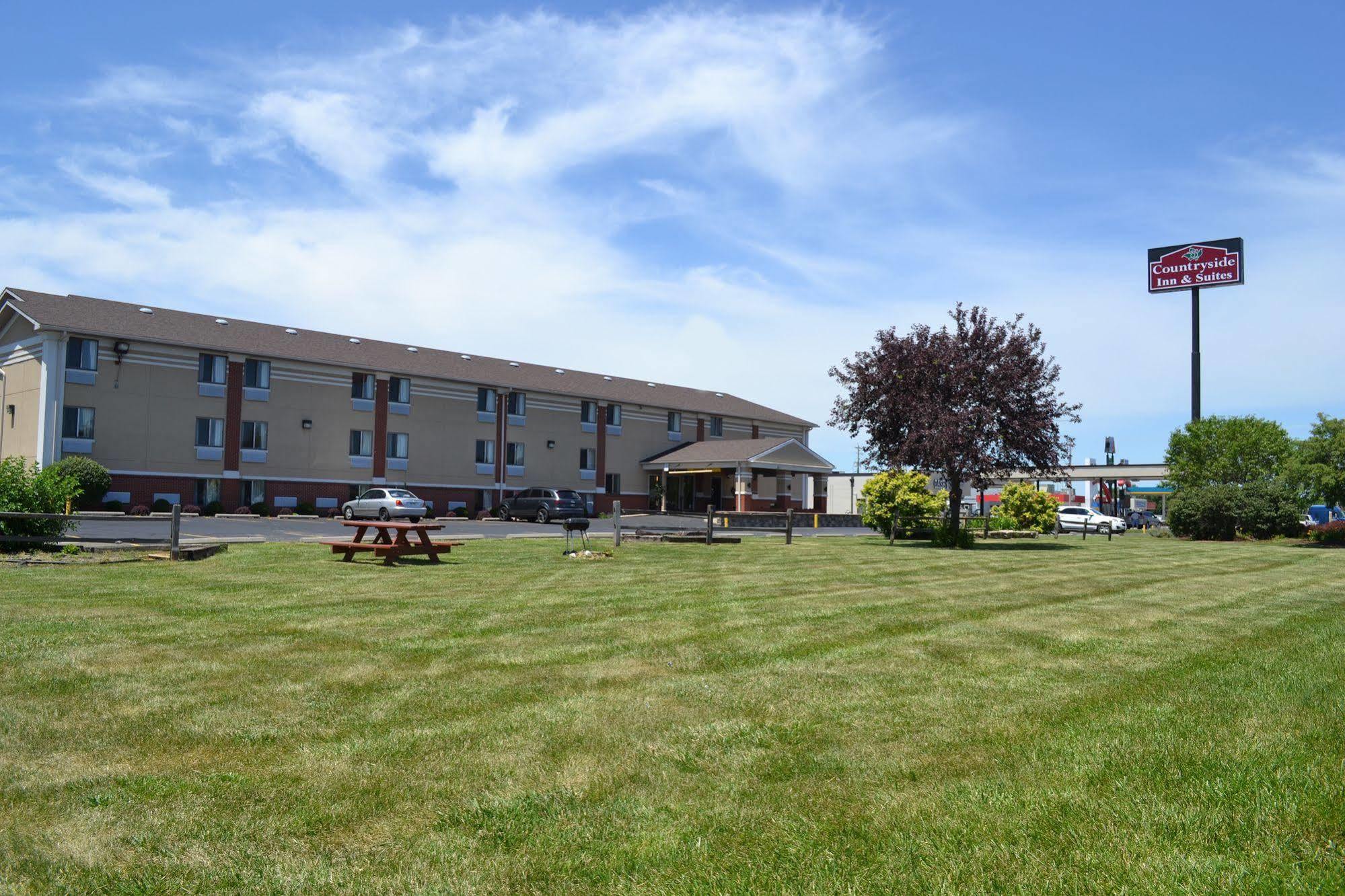 Countryside Inn & Suites Omaha East-Council Bluffs Ia Bagian luar foto