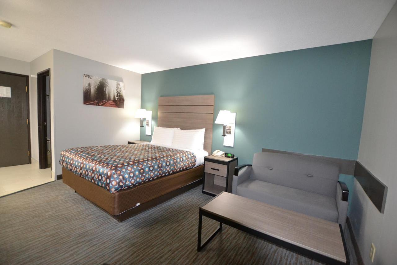 Countryside Inn & Suites Omaha East-Council Bluffs Ia Bagian luar foto