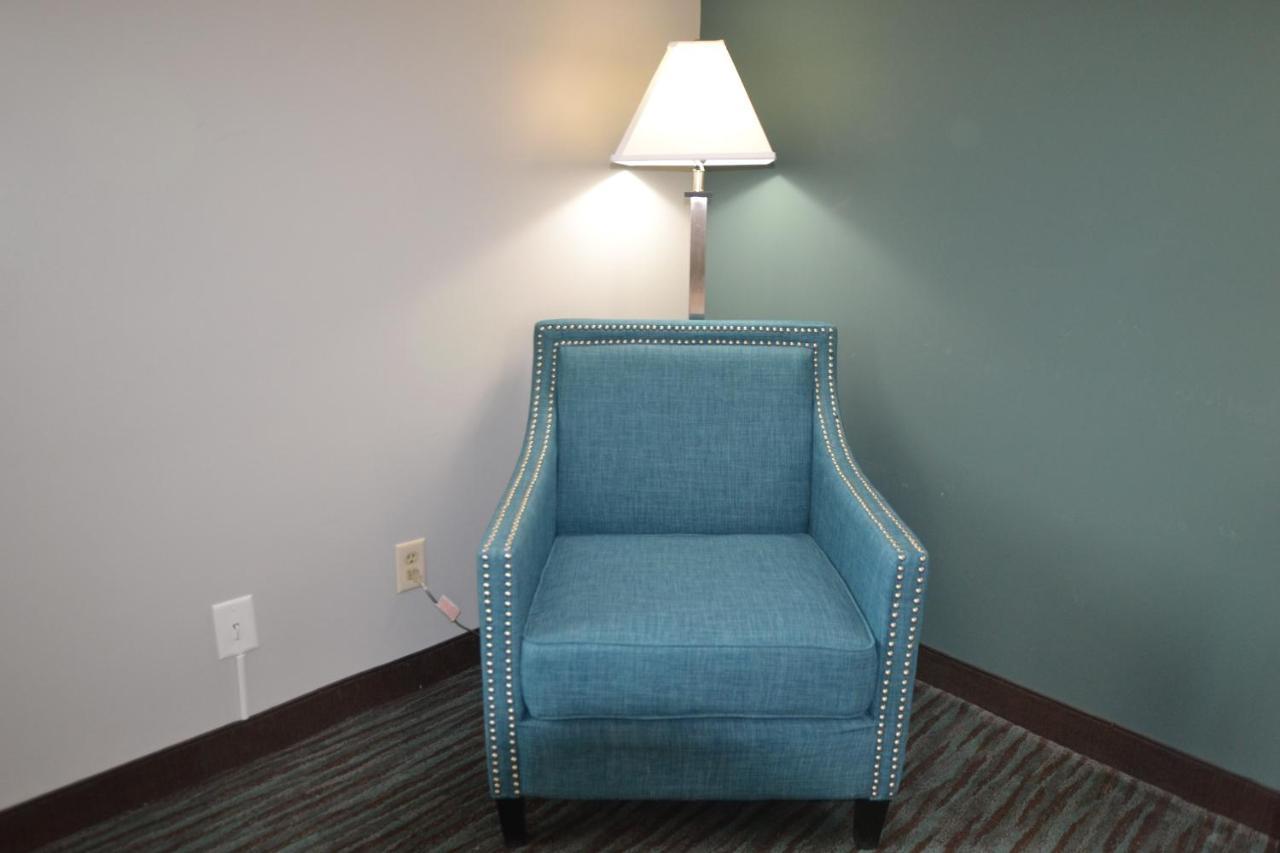Countryside Inn & Suites Omaha East-Council Bluffs Ia Bagian luar foto
