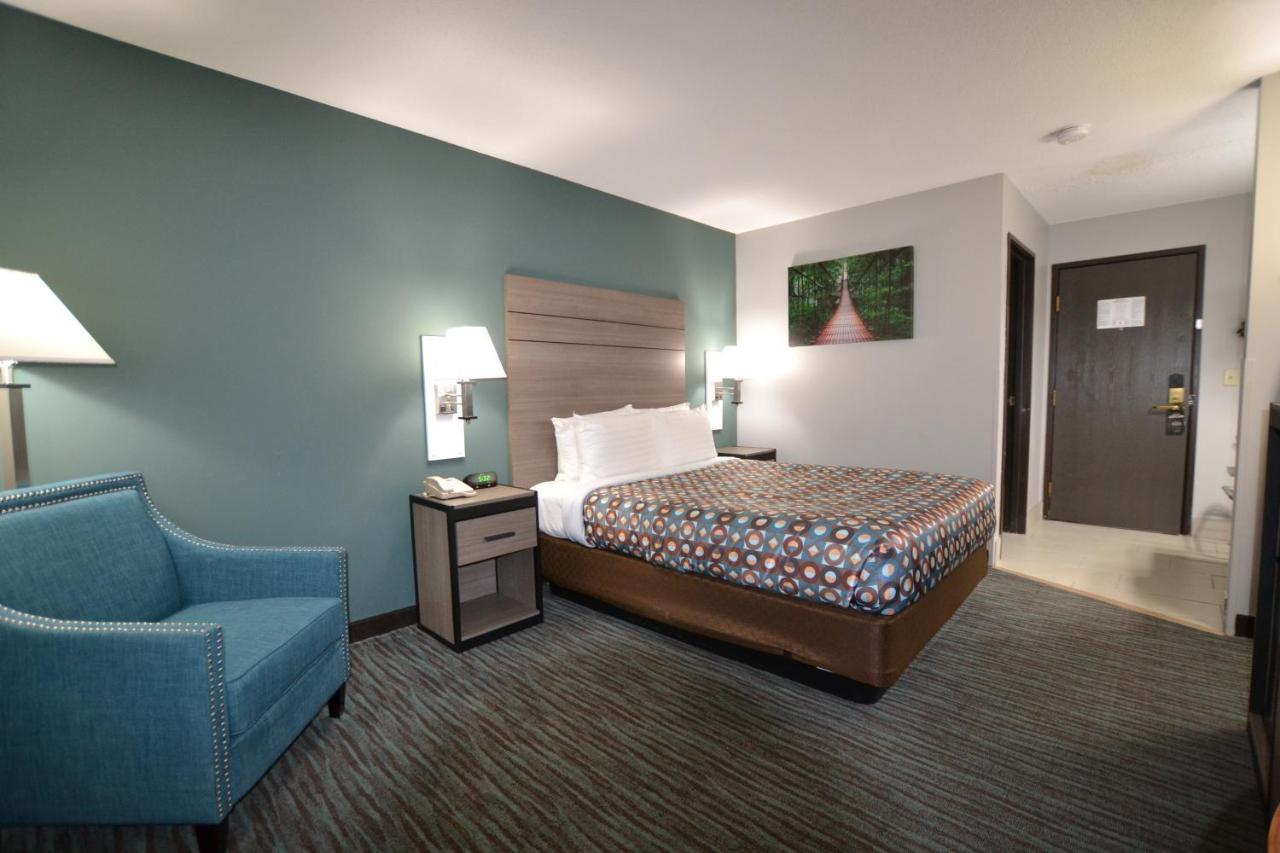 Countryside Inn & Suites Omaha East-Council Bluffs Ia Bagian luar foto